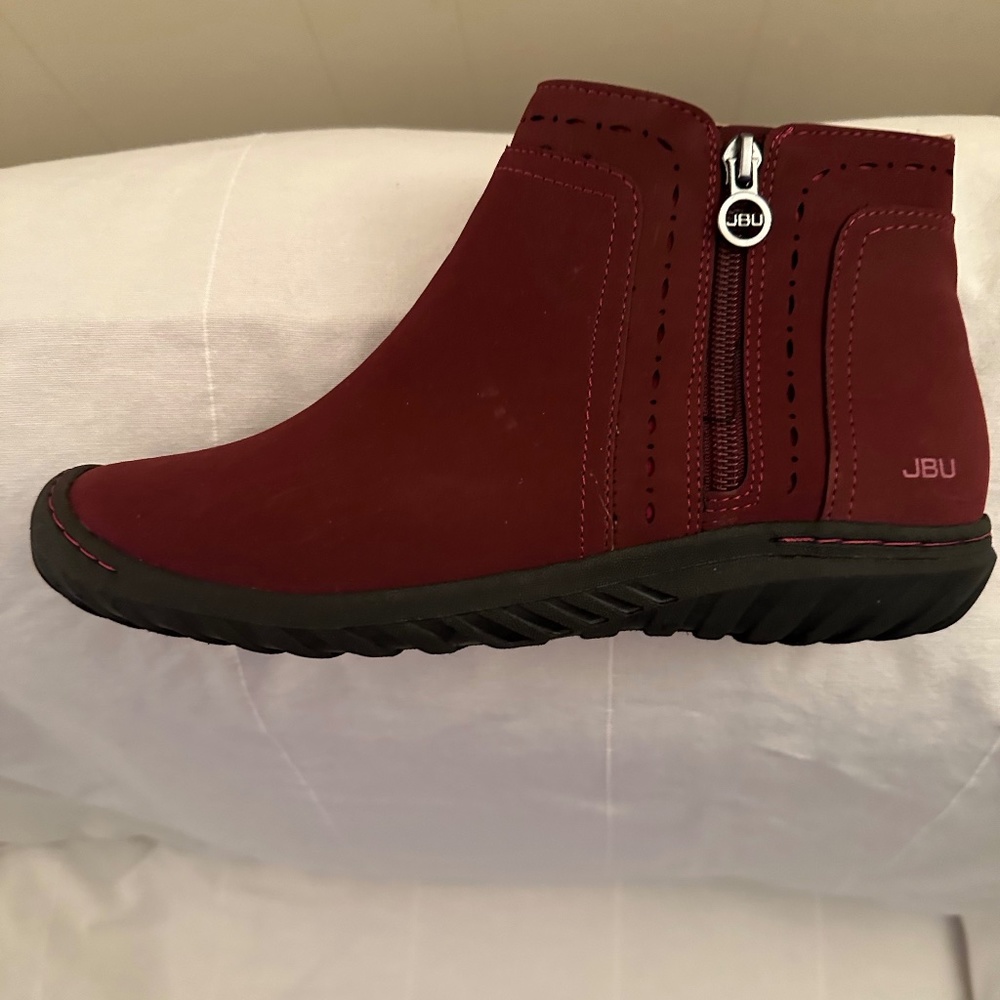 JBU Juno Bootie - Picture 2 of 3